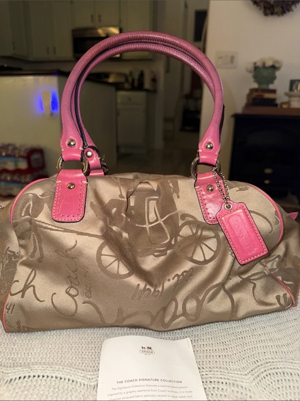 VINTAGE COACH HORSE & CARRIAGE SATCHEL PINK PURSE
